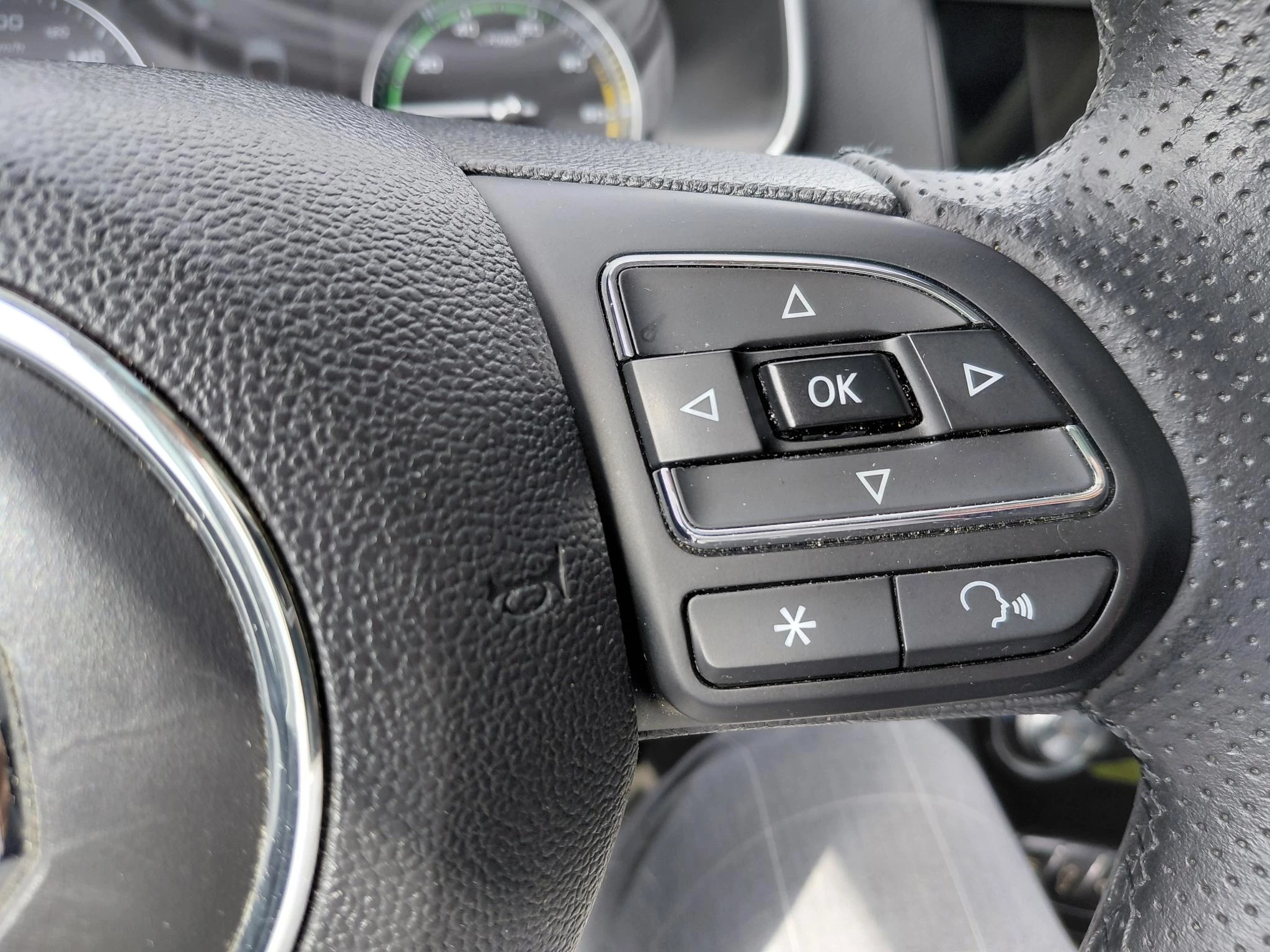 MG-ZS EV-image-21