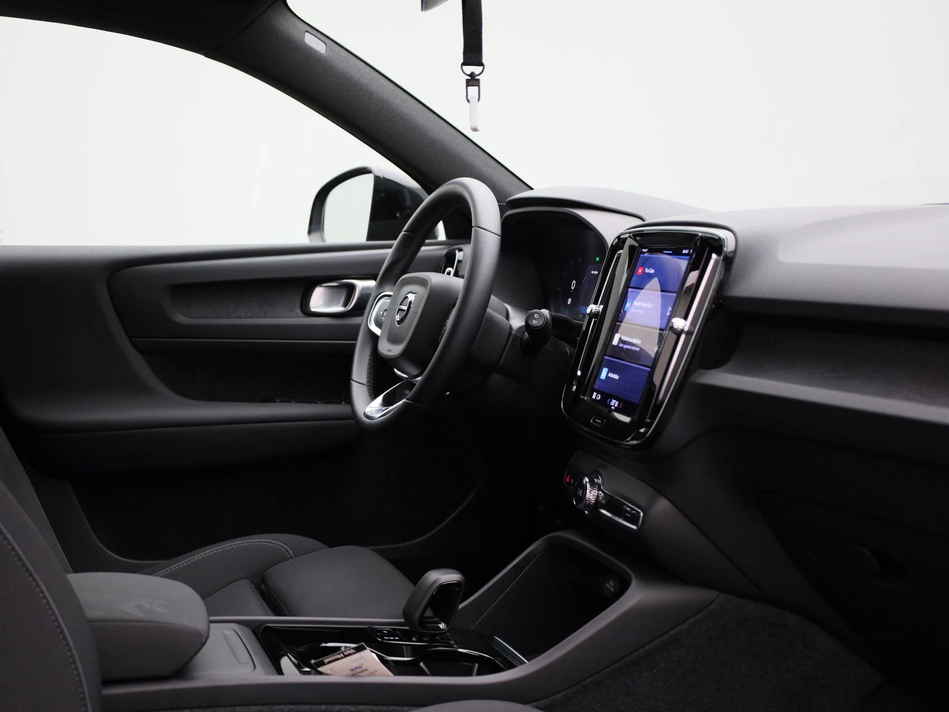 Volvo-XC40-image-33