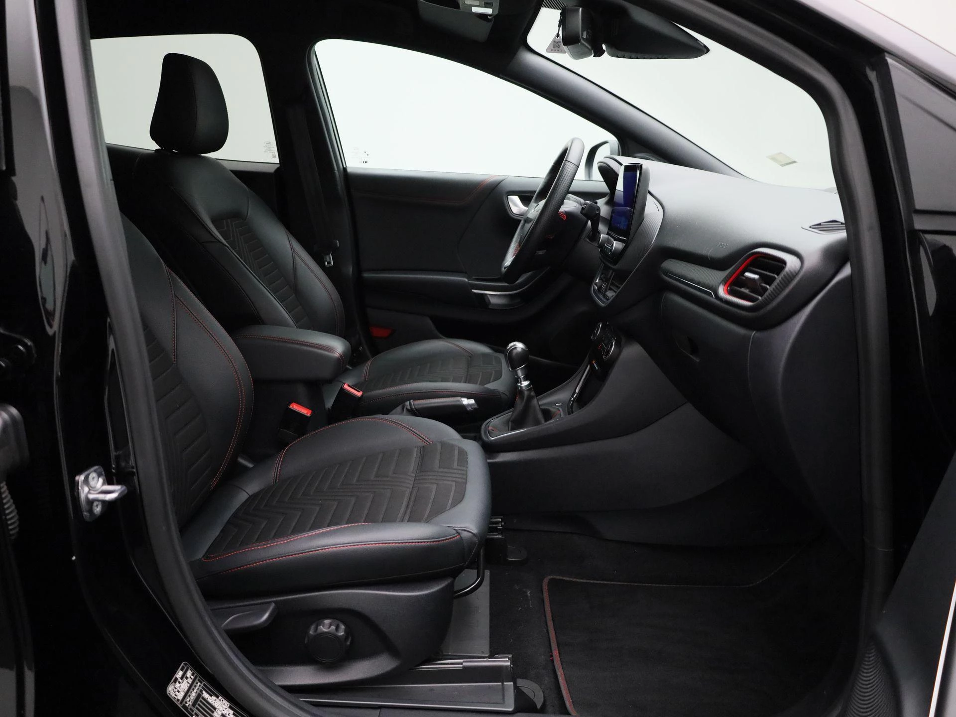 Ford-Puma-image-30