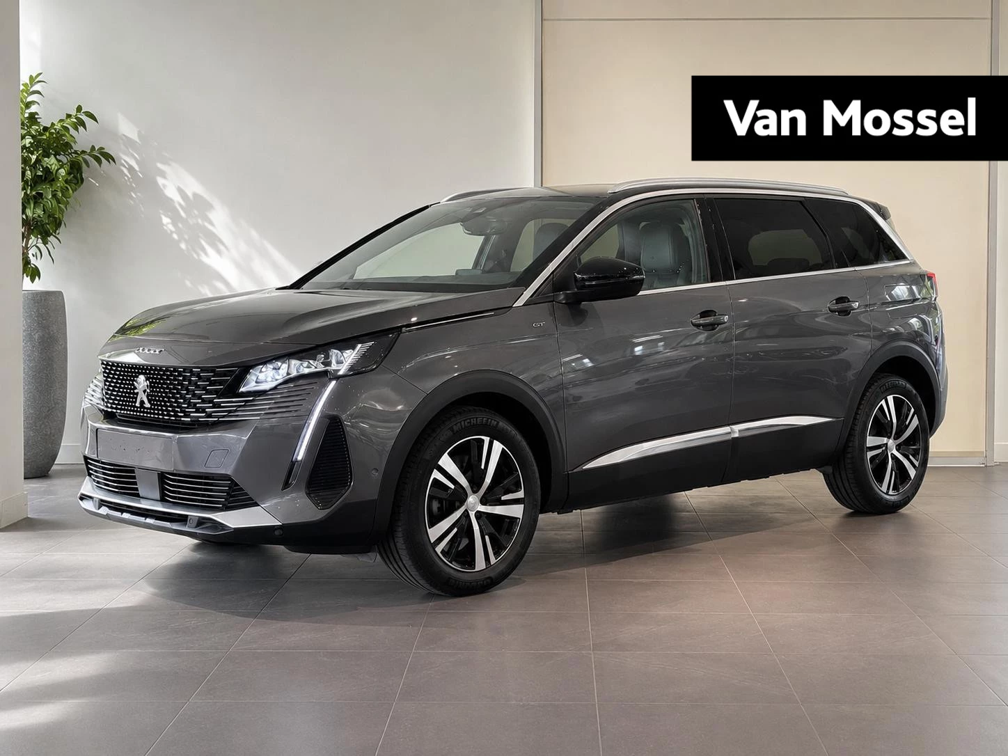 Peugeot-5008-image-0