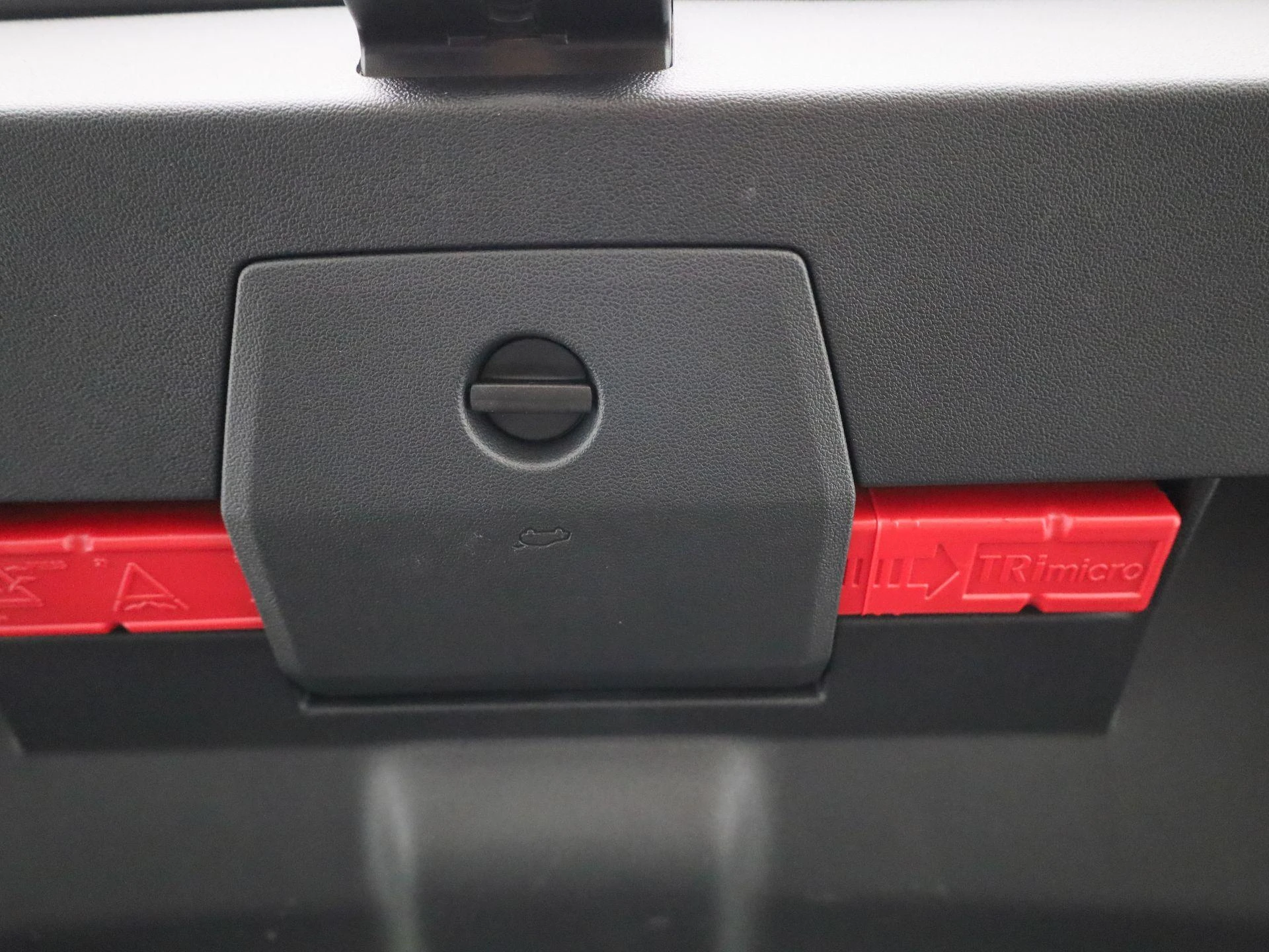Volkswagen-Polo-image-11