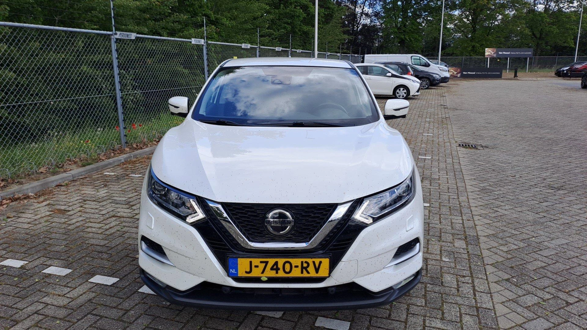 Nissan QASHQAI 1.3 DIG-T Business Edition
