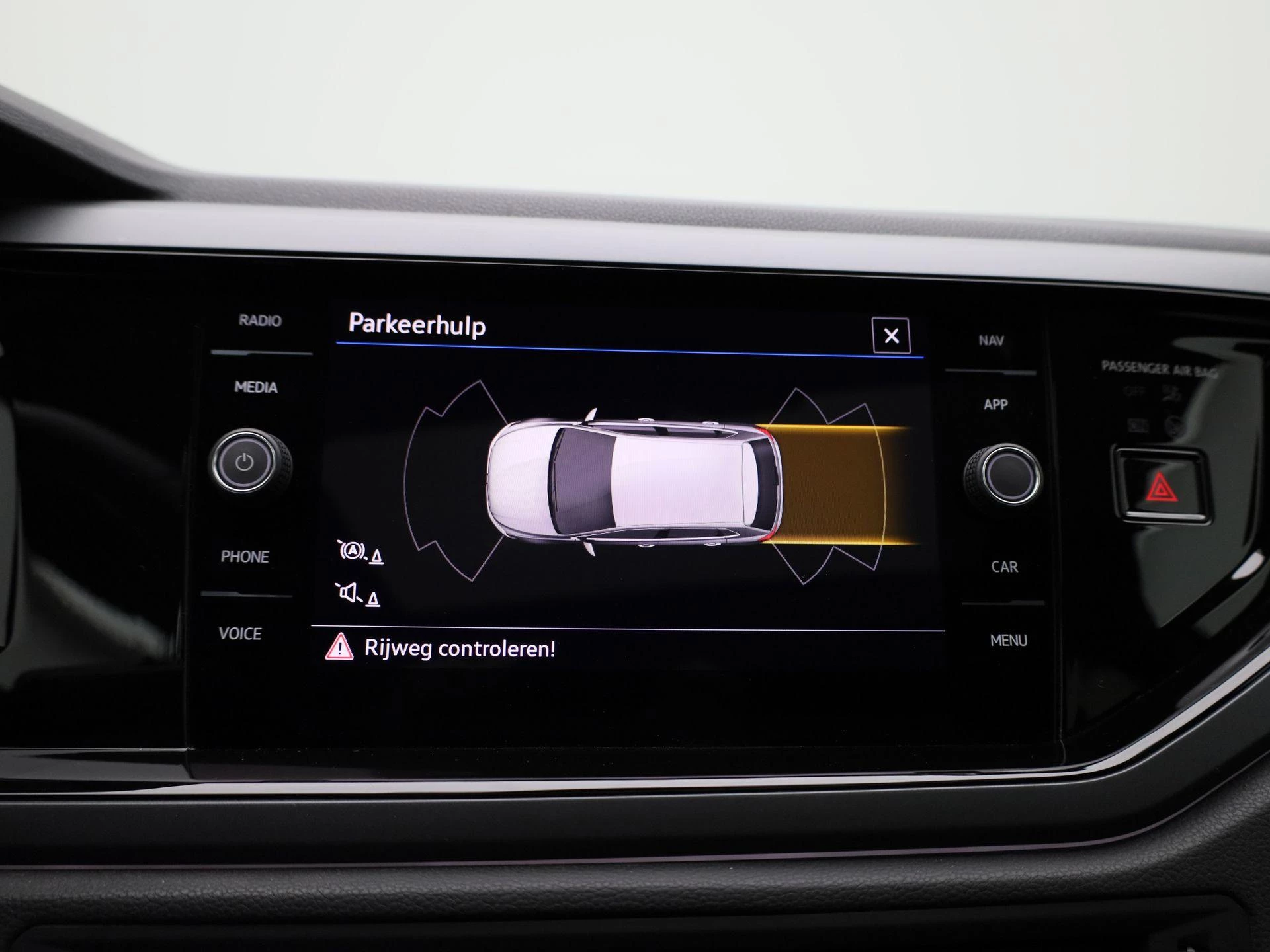 Volkswagen-Polo-image-29