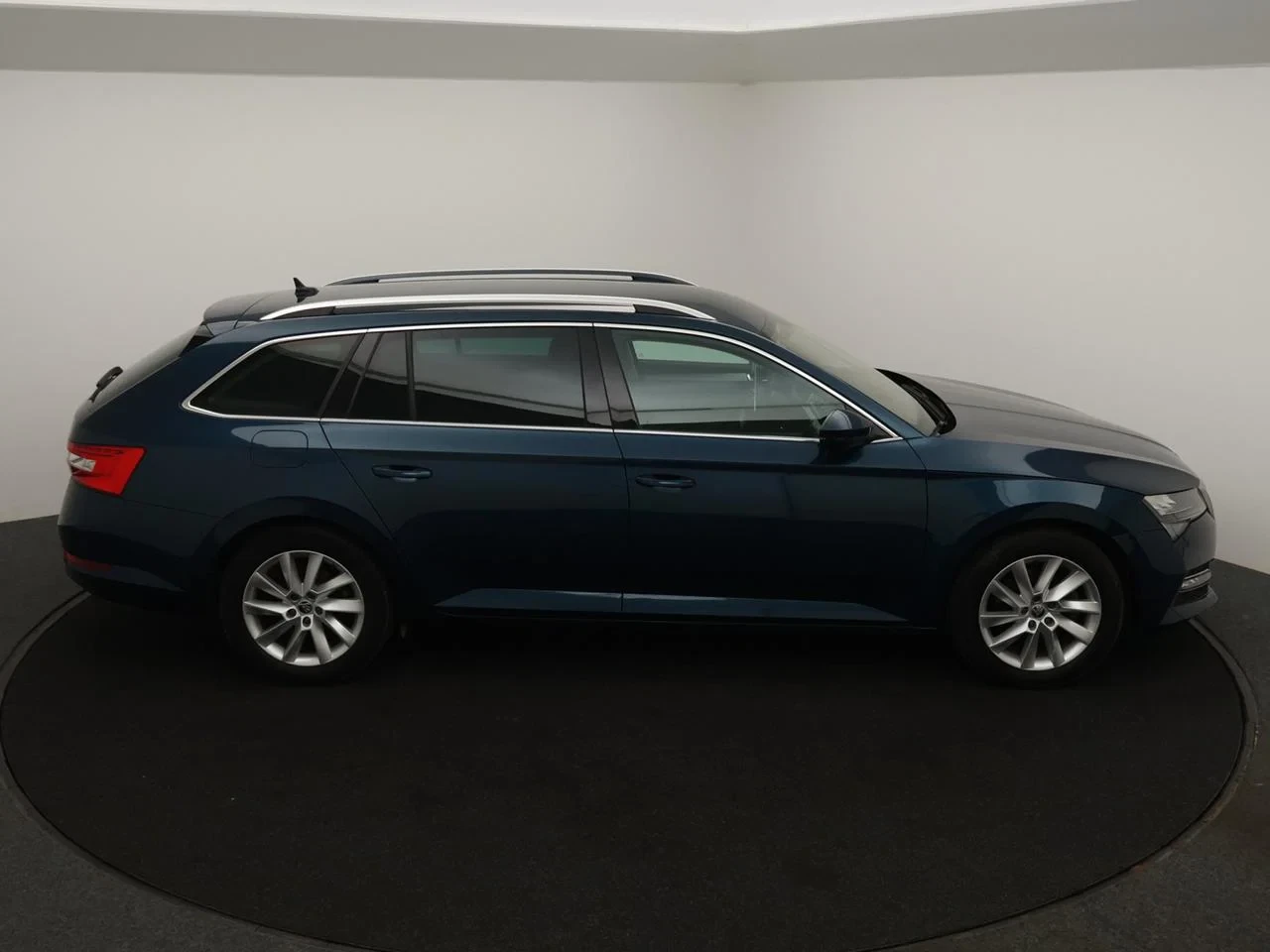 Škoda-Superb-image-14