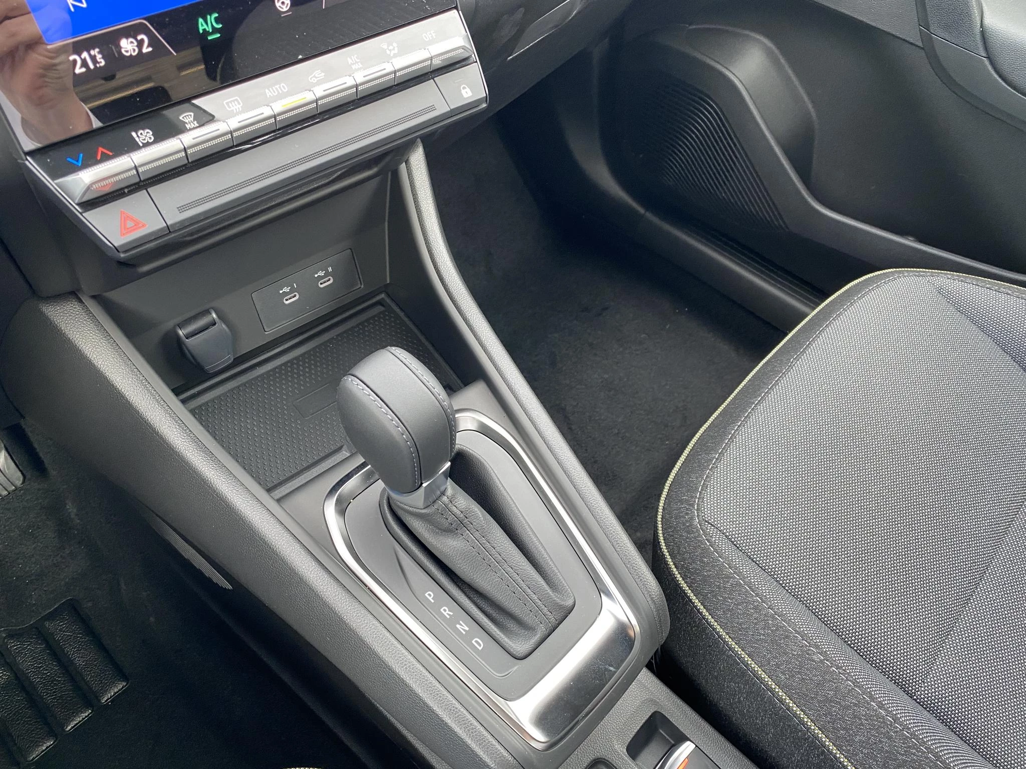 Renault-Captur-image-9