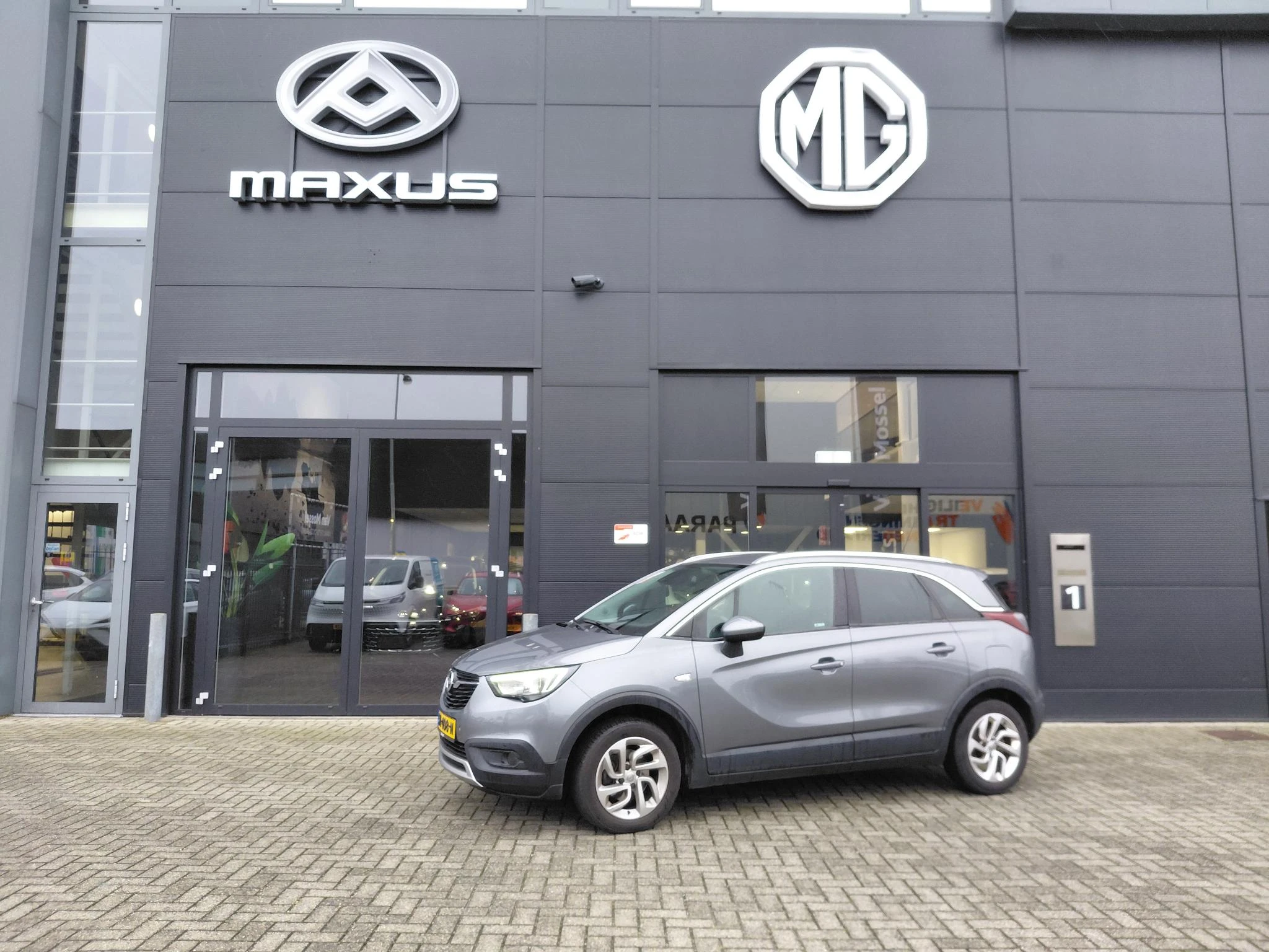 Opel-Crossland X-image-1