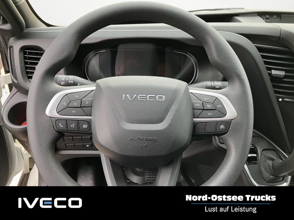Iveco Daily 35S18HA8 DoKa Pritsche AHK AUT Kam. LM