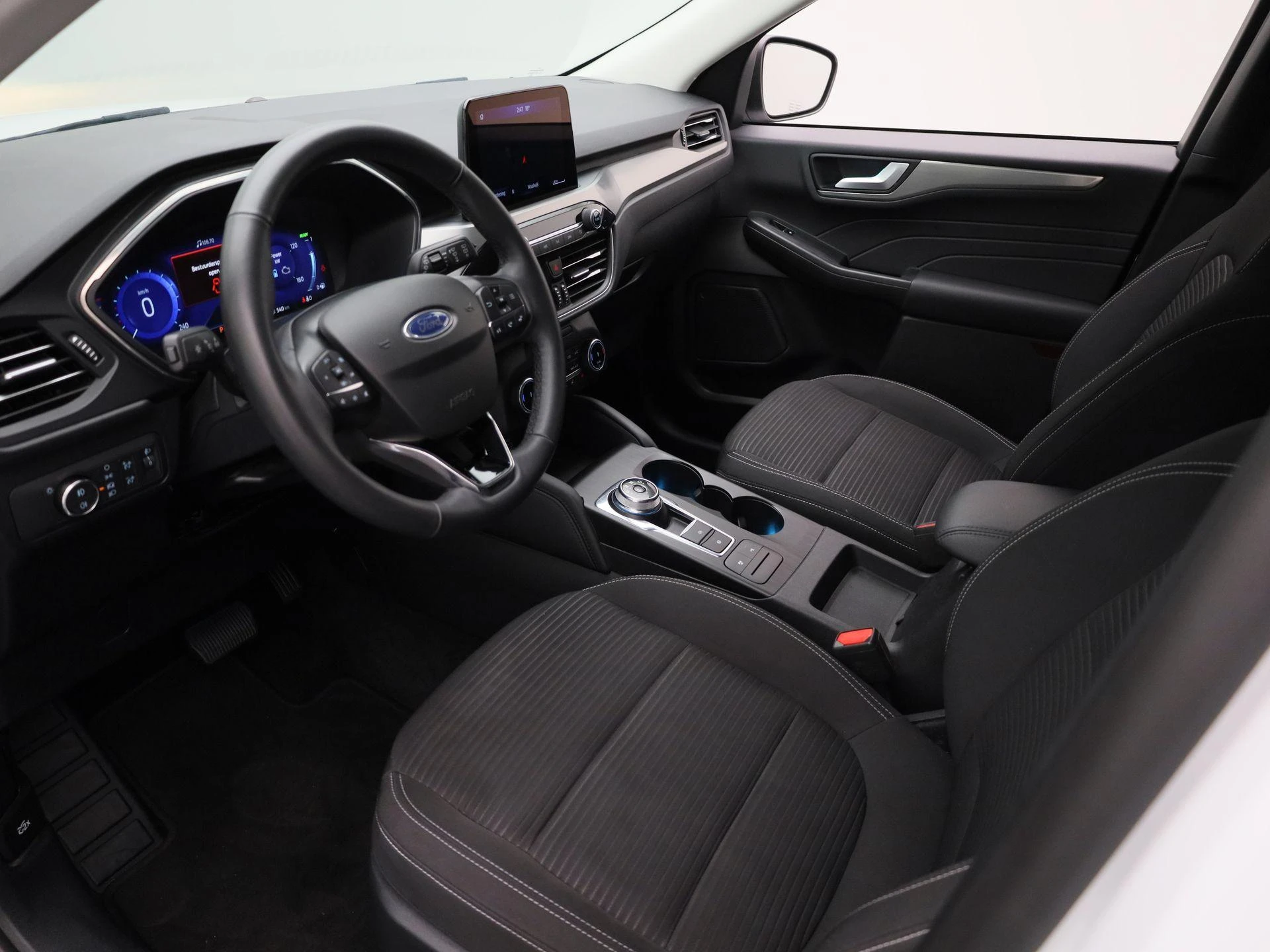 Ford-Kuga-image-14