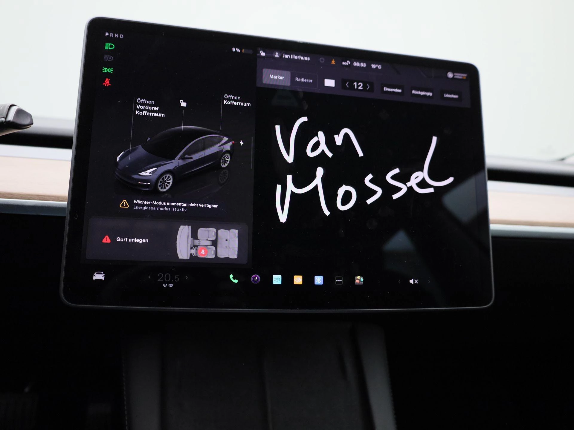 Tesla-Model 3-image-23