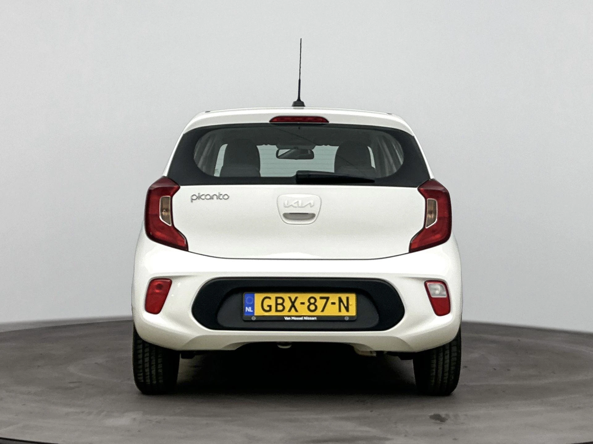 Kia-Picanto-image-2
