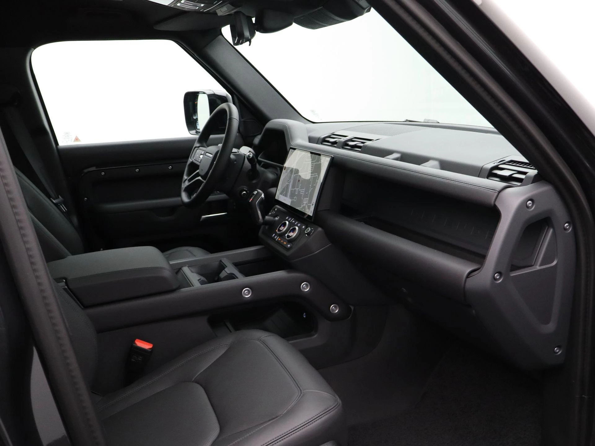 Land Rover-Defender-image-33