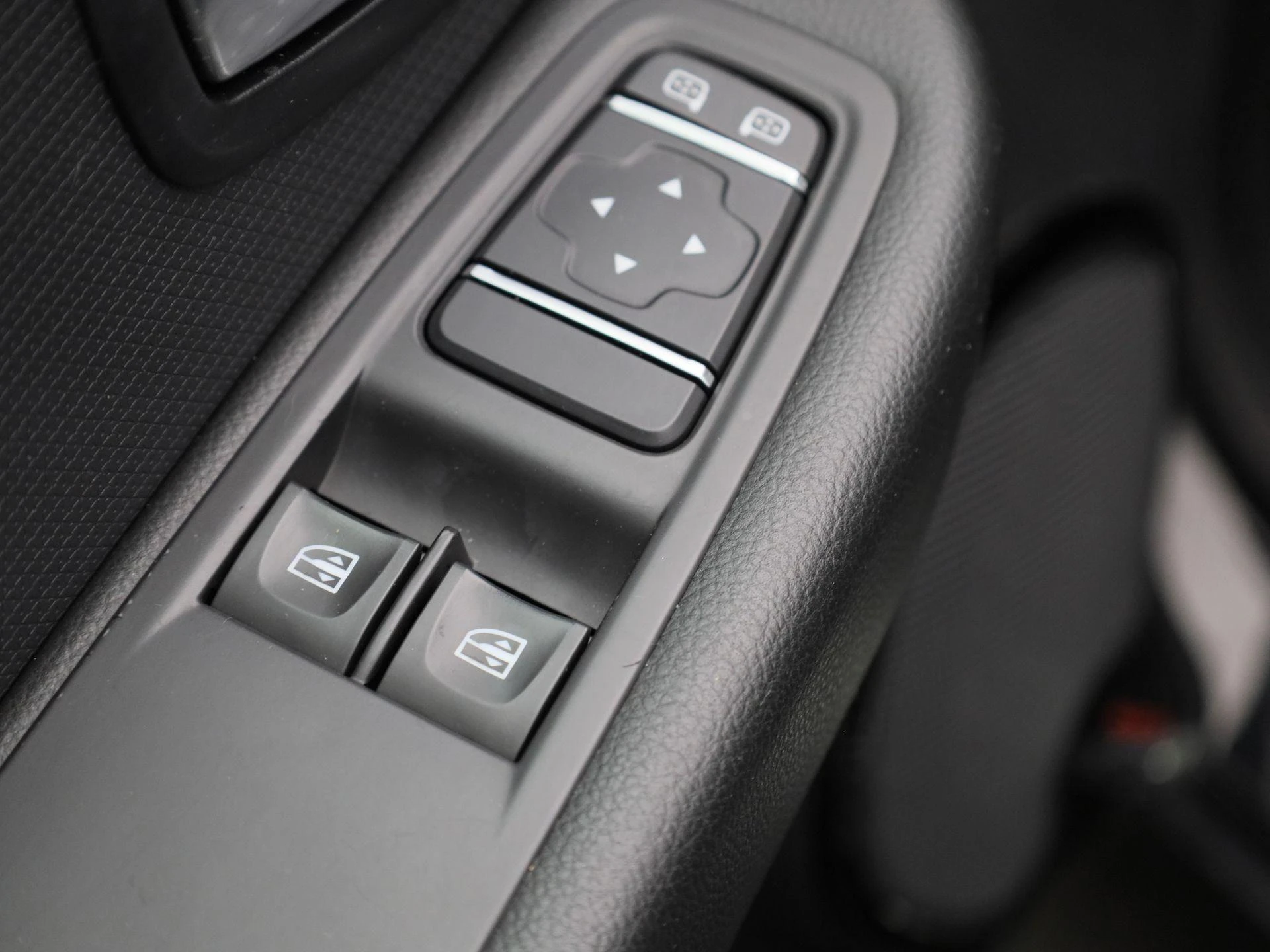 Renault-Clio-image-26
