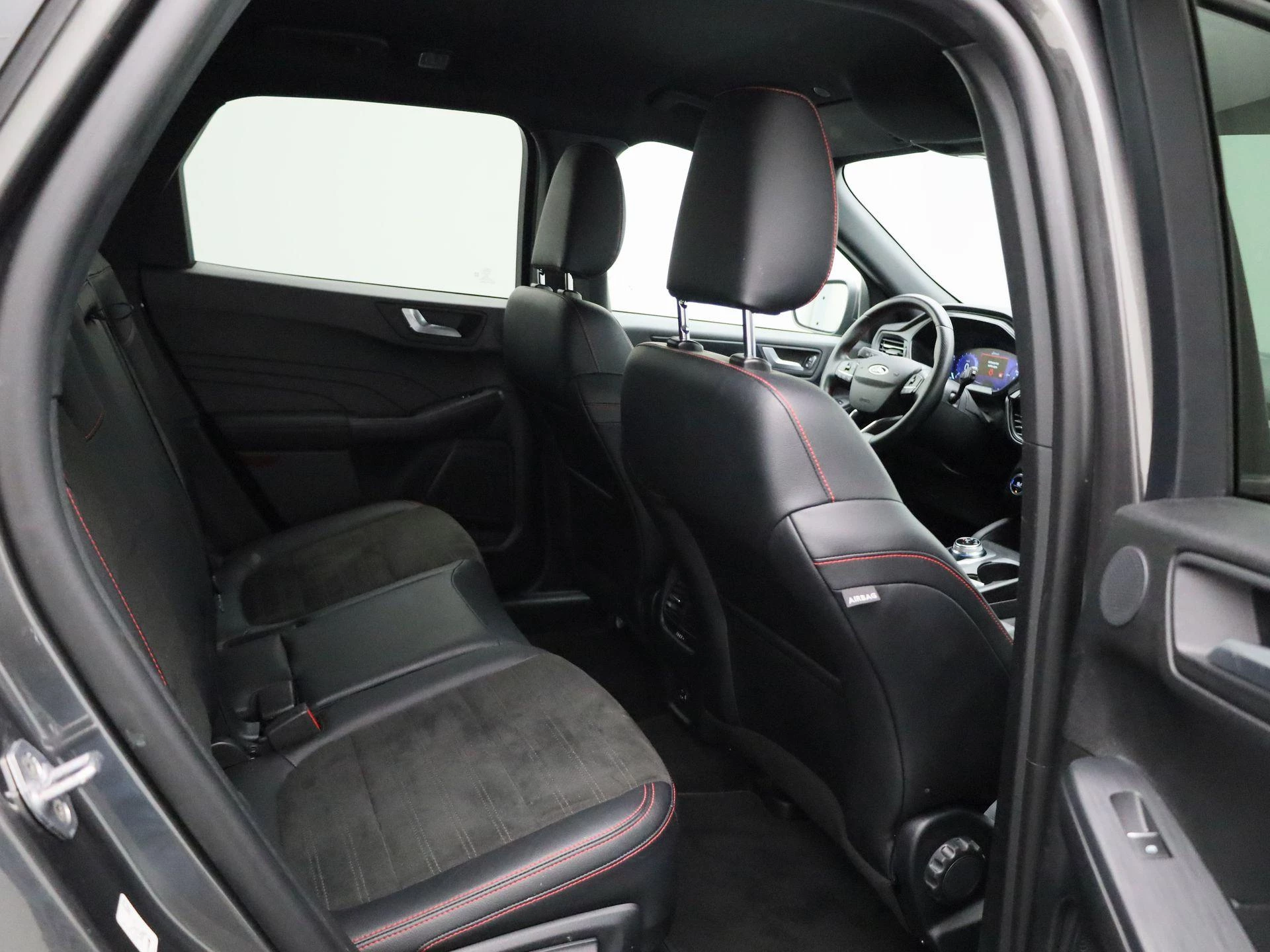 Ford-Kuga-image-38