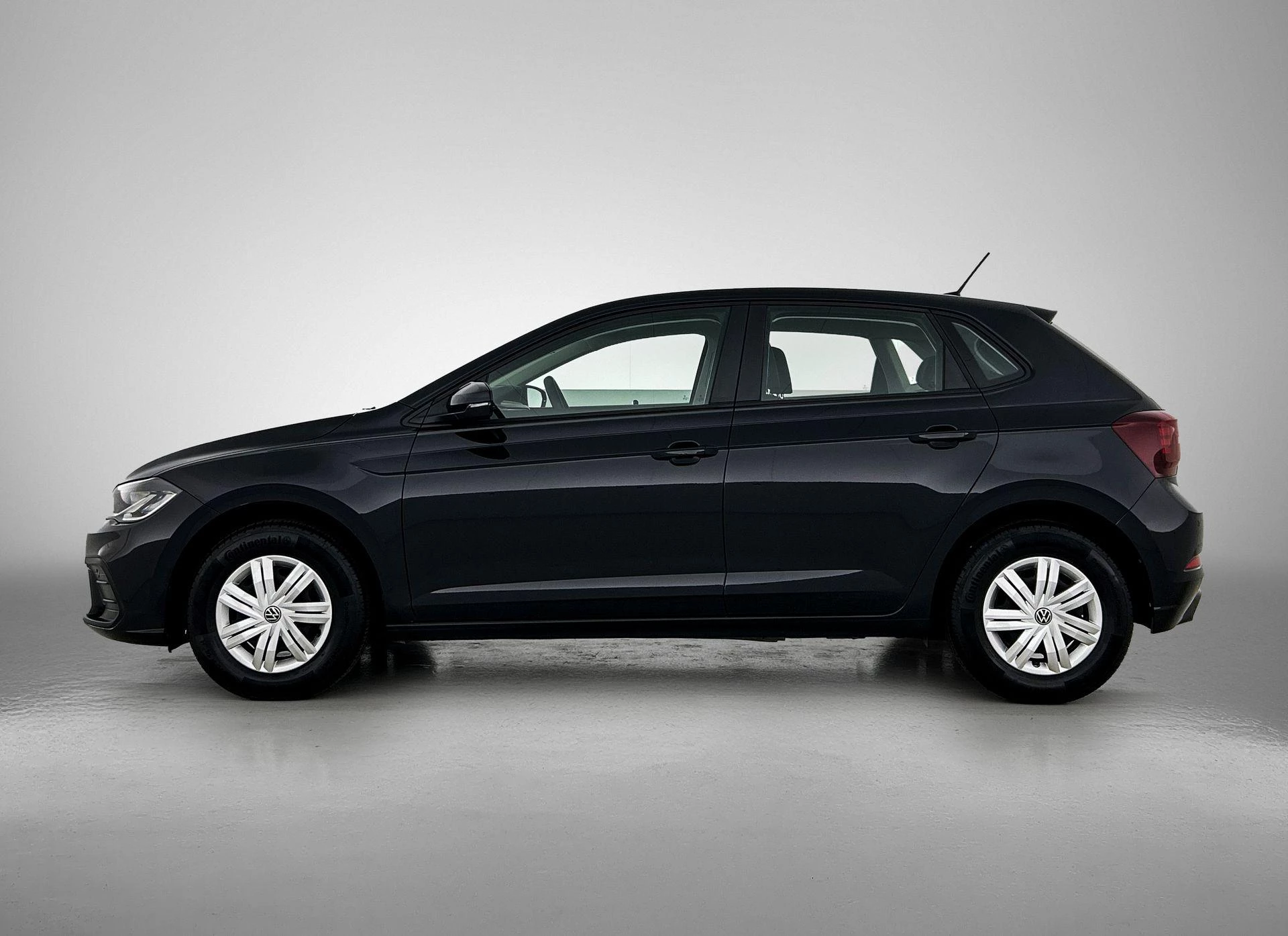 Volkswagen-Polo-image-1