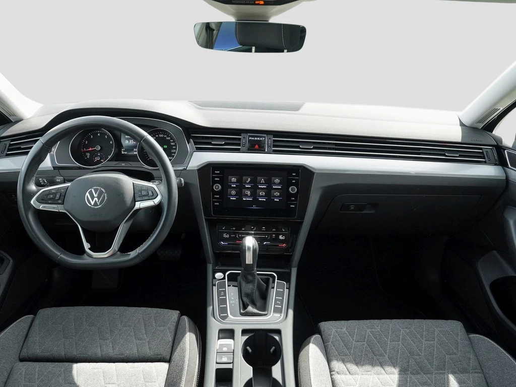 Volkswagen Passat Variant 1.5 TSI DSG Business *LED*AHK*Navi*App-Connect*ACC*PDC*Front-Assist*Climatronic*Sitzh