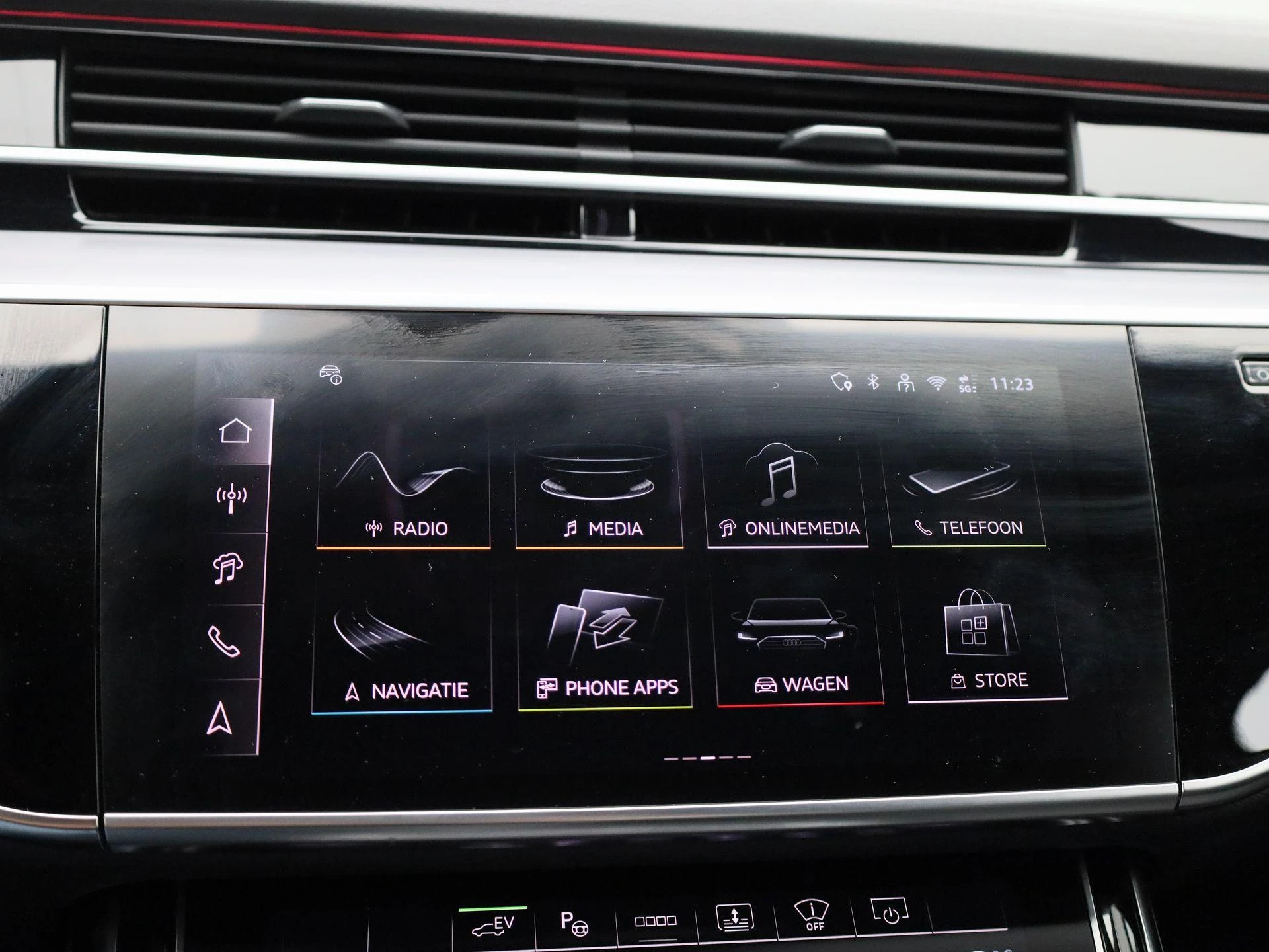 Audi-A8-image-27