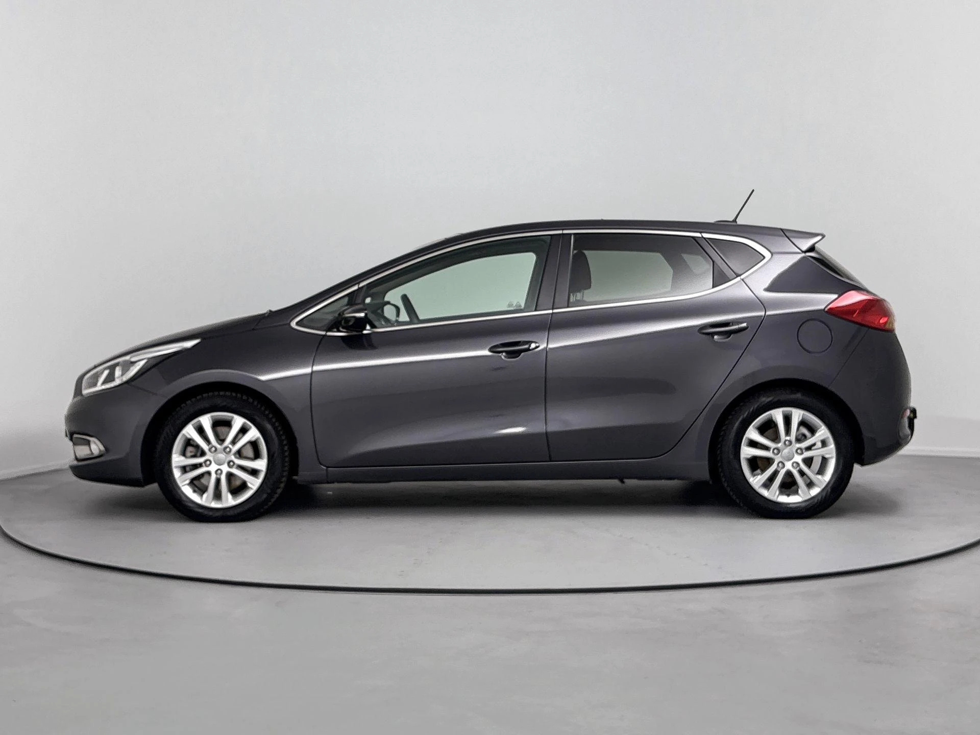 Kia-cee'd-image-1