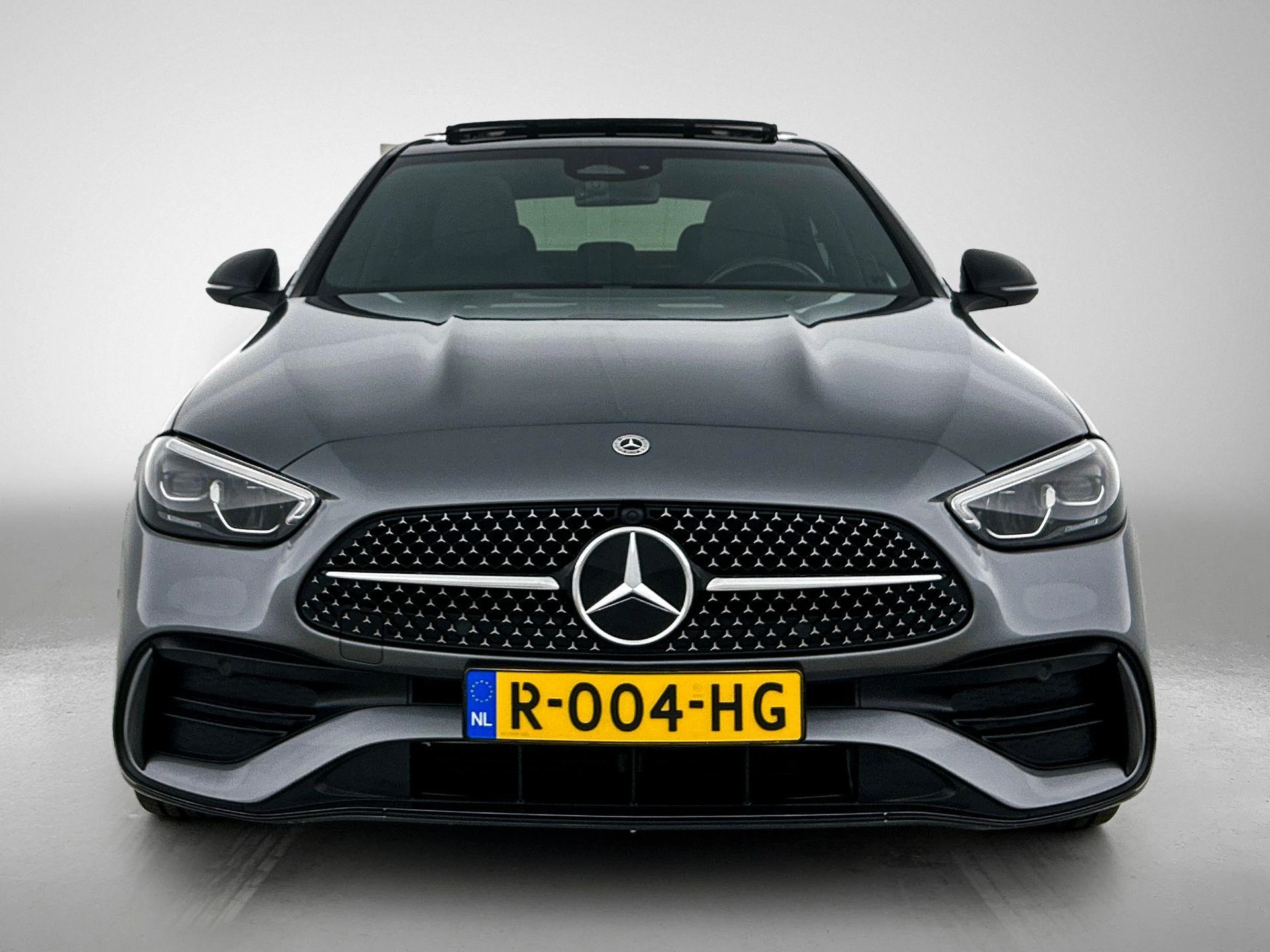 Mercedes-Benz-C-Klasse-image-4