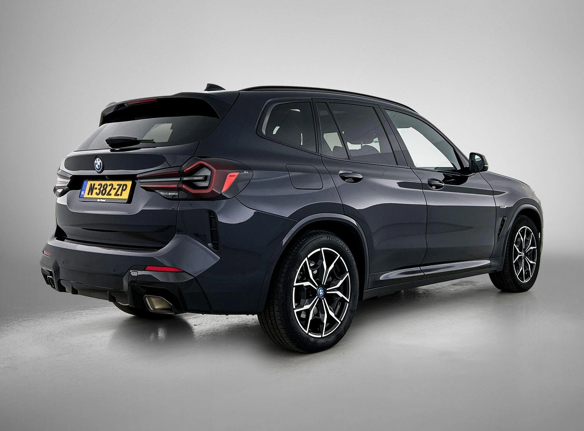 BMW-X3-image-3