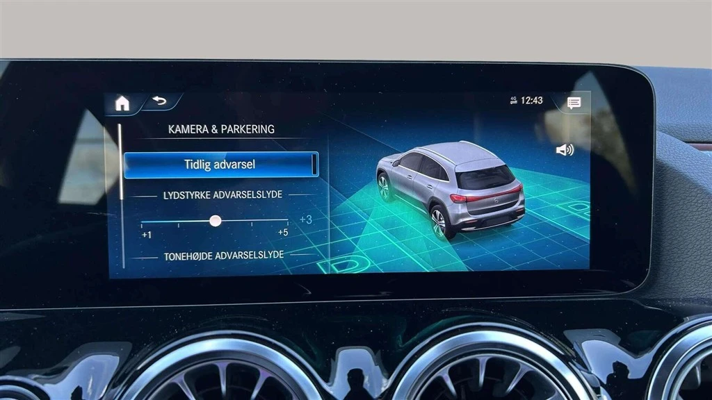 Mercedes-Benz-EQA-image-18