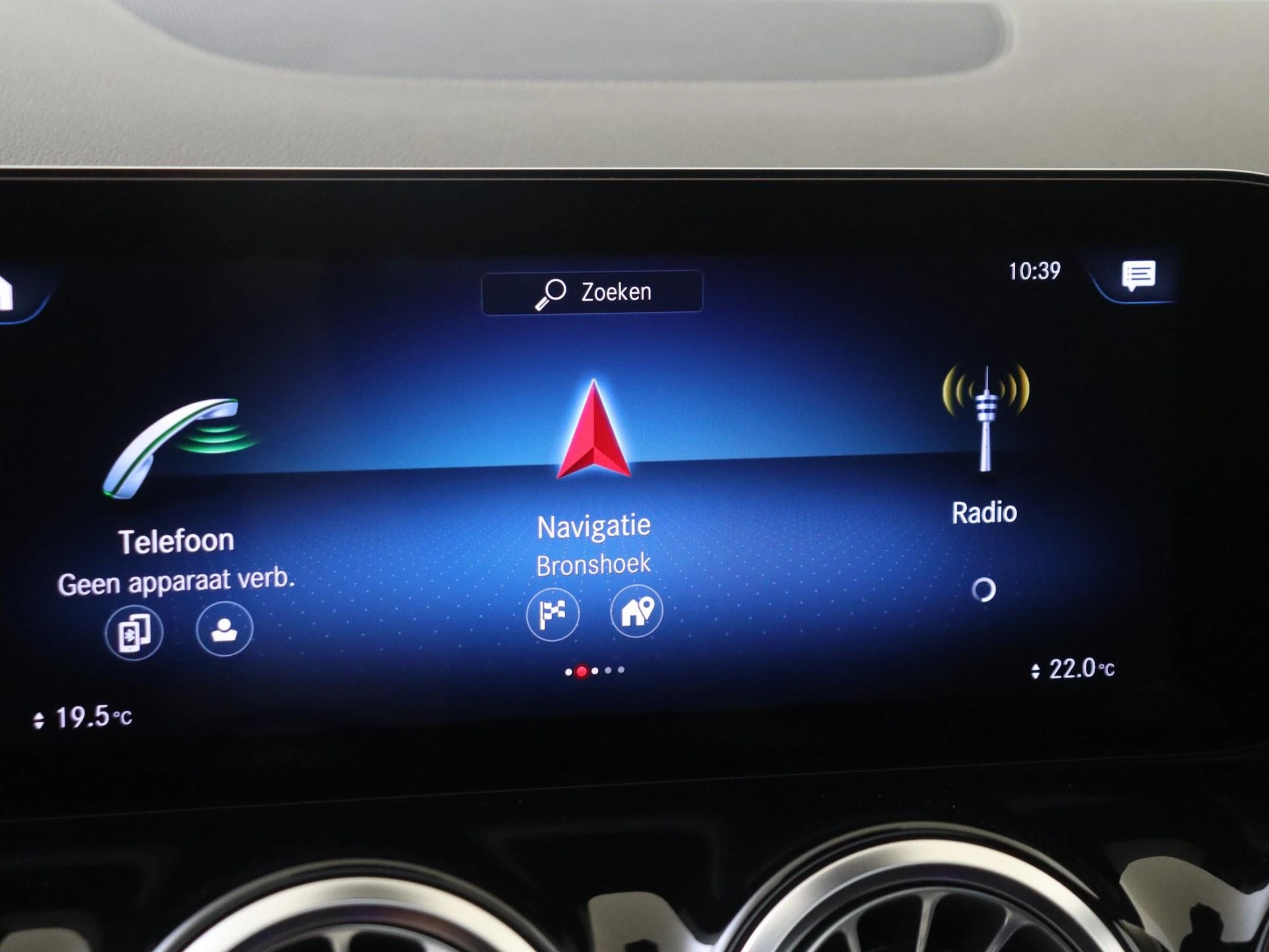 Mercedes-Benz GLA 200 Business Solution AMG