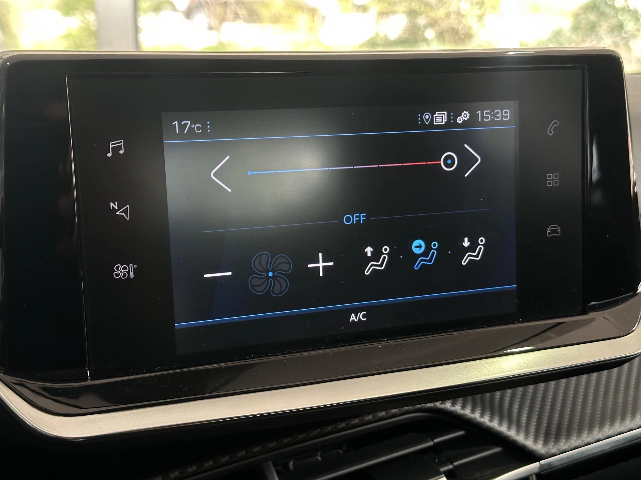 Peugeot-208-image-14