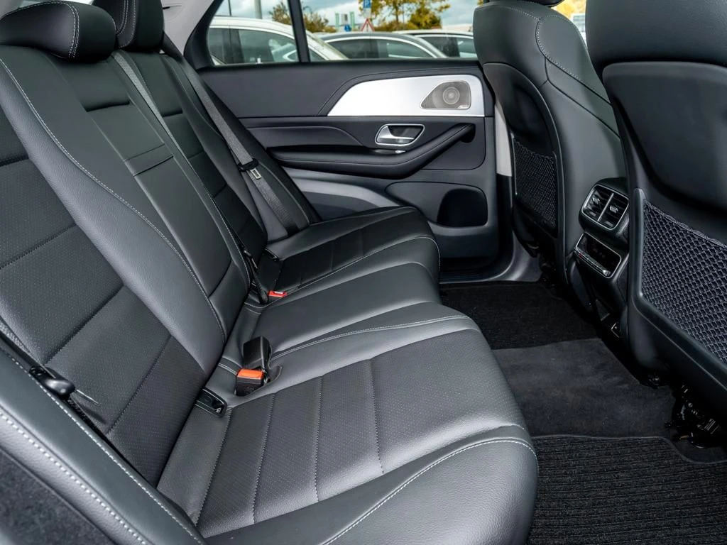 Mercedes-Benz-GLE 350 de-image-12