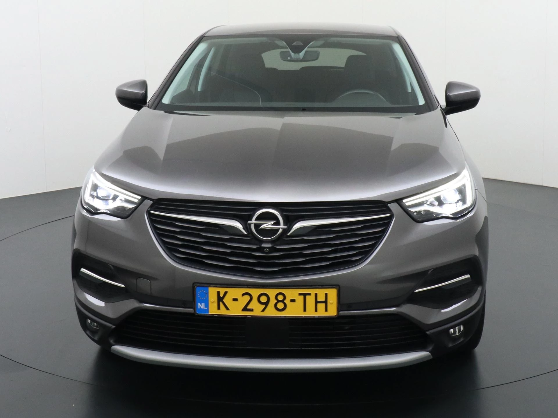 Opel-Grandland X-image-1