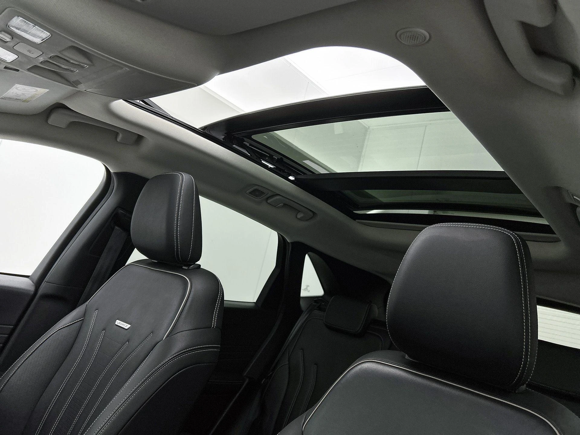 Ford-Kuga-image-28