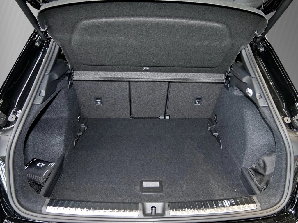 Audi Q3 SUV TFSI quattro S tronic 195 kW / 265 PS