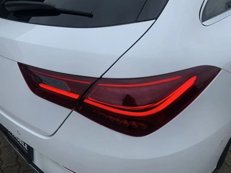 Mercedes-Benz CLA 200 d SB AMG LINE STANDHEIZUNG DISTRONIC AMG Line