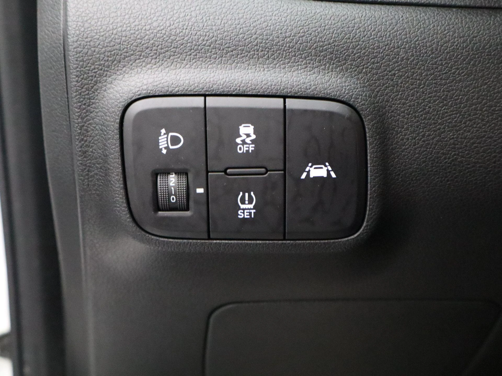 Hyundai-i10-image-23