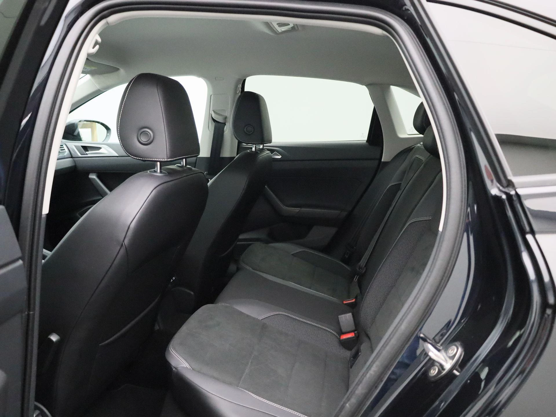 Volkswagen-Taigo-image-9