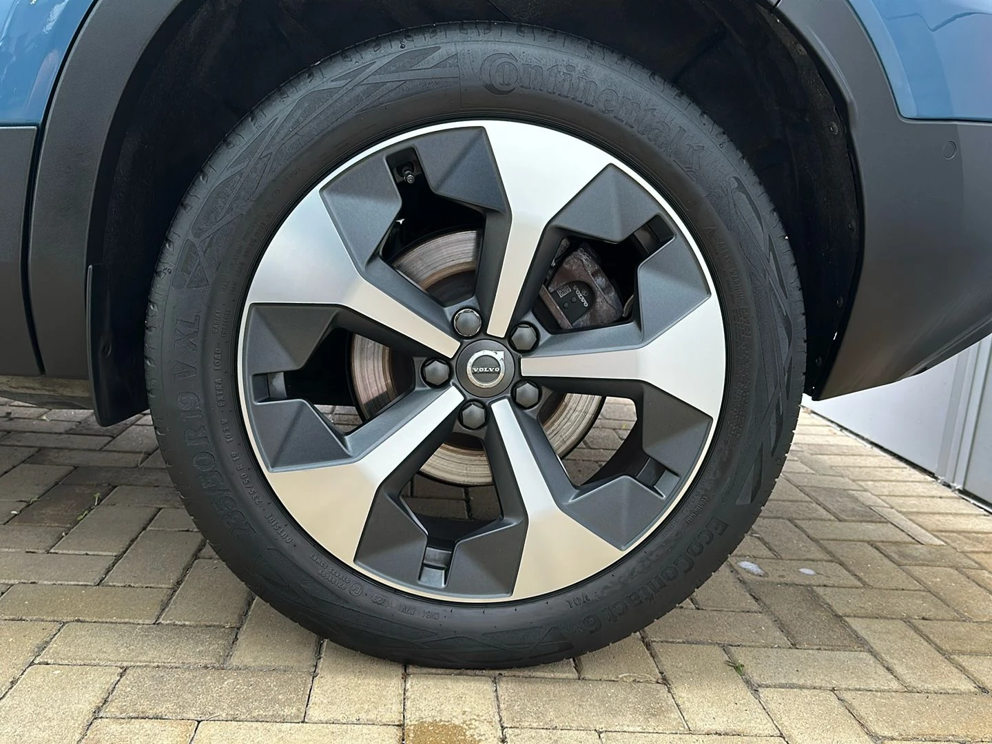 Volvo-XC40-image-7