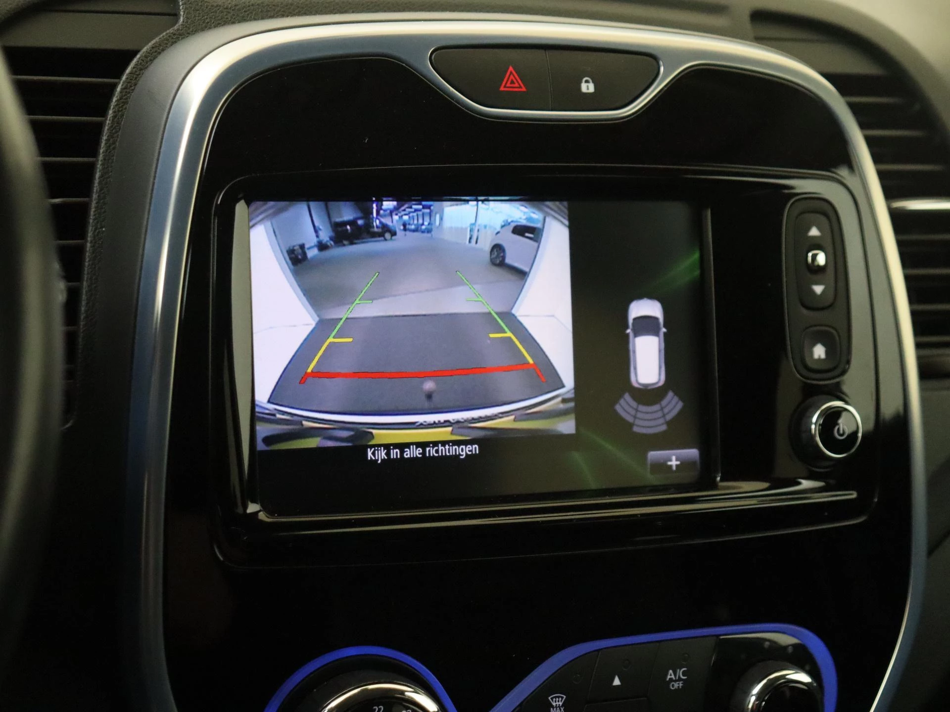 Renault-Captur-image-17