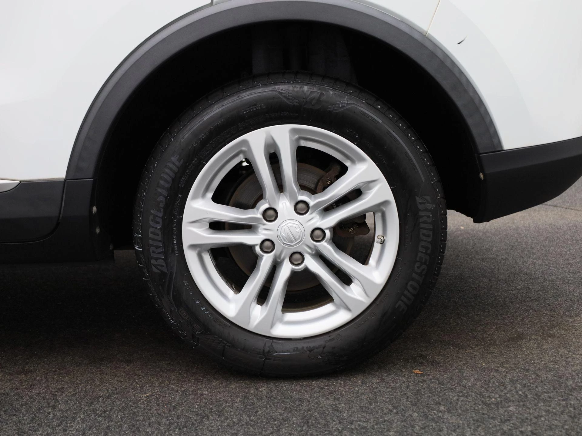 MG-ZS EV-image-12