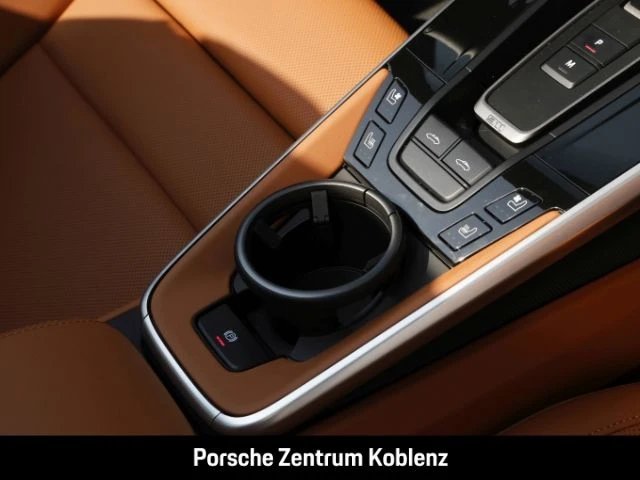 Porsche-911-image-26