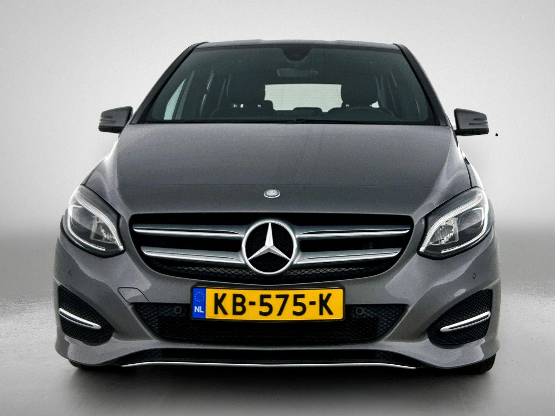 Mercedes-Benz-B-Klasse-image-4