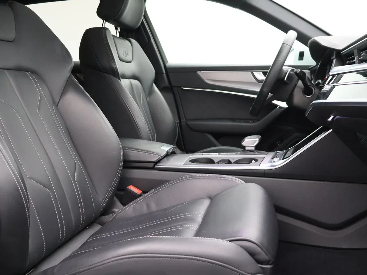 Audi-A6-image-14