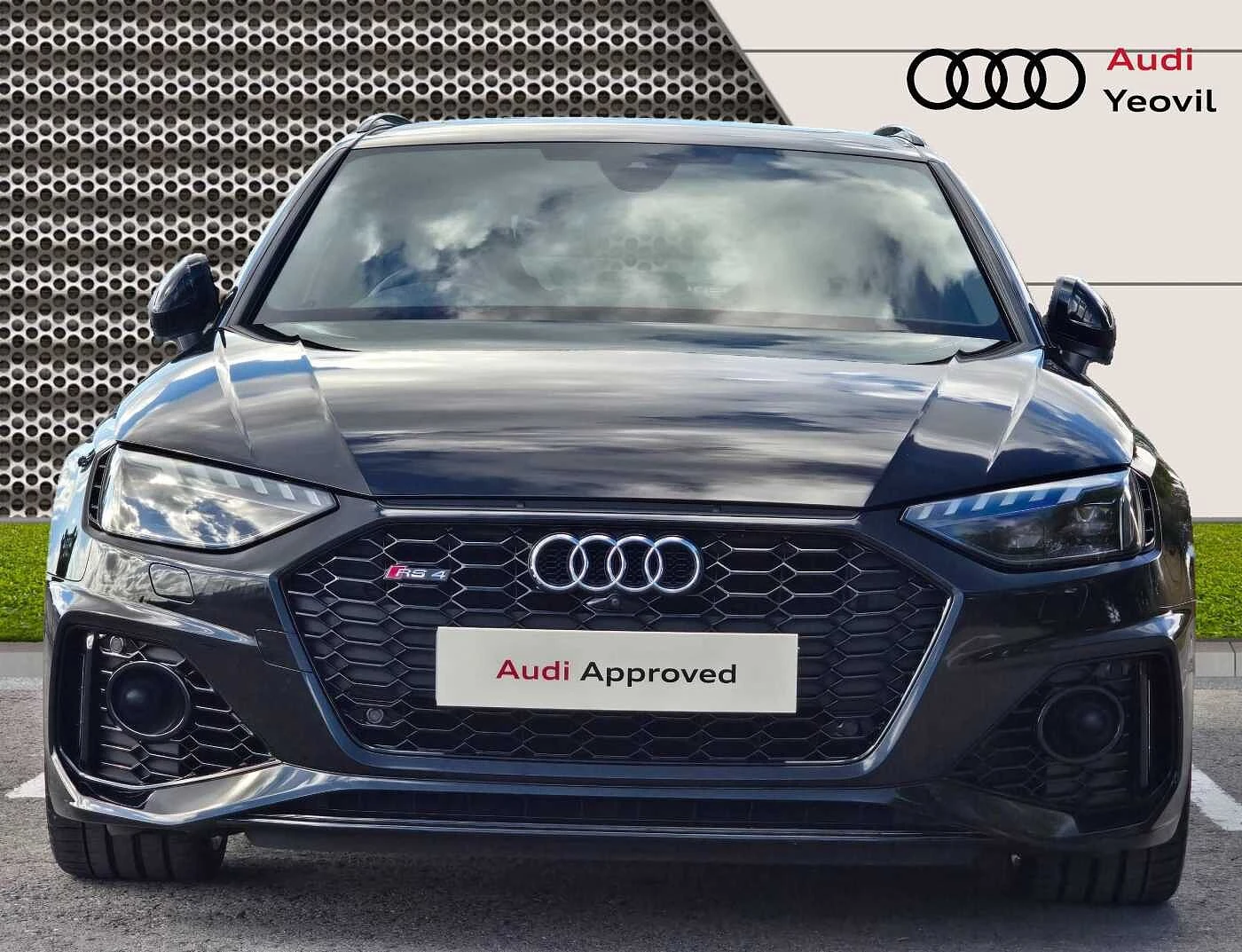 Audi-RS4-image-6