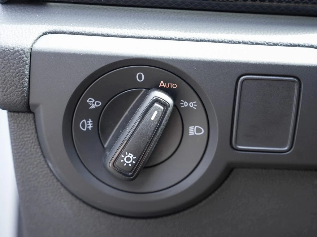 Volkswagen T-Cross 1.5 TSI DSG R-Line AHK/RFK/Navi