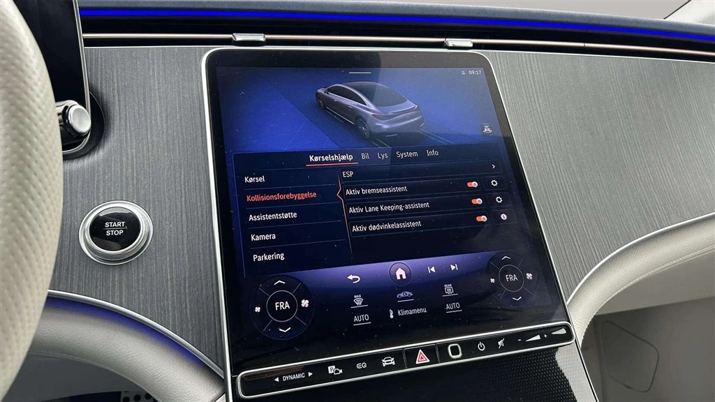 Mercedes-Benz-EQE-image-19