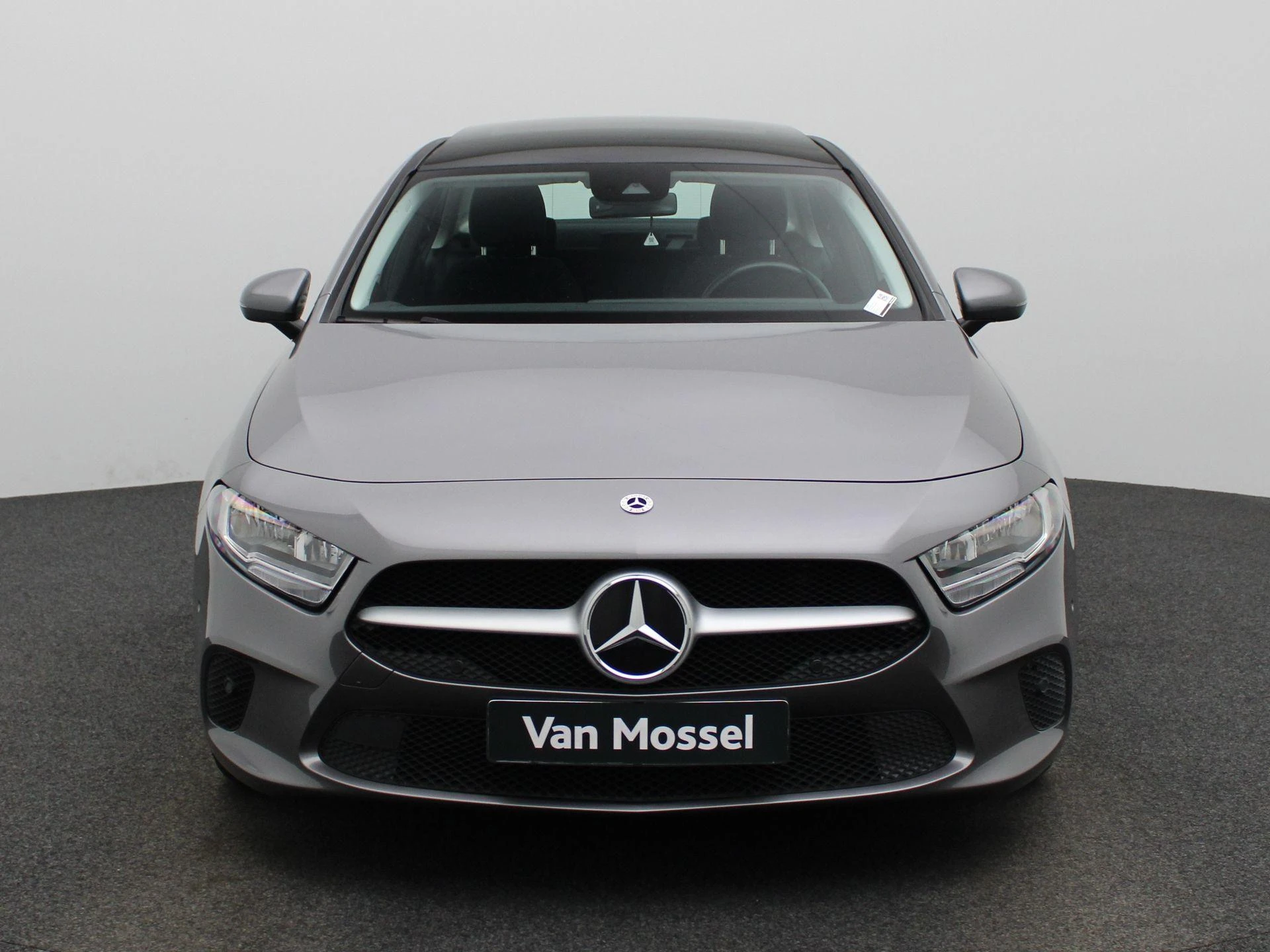 Mercedes-Benz-A-Klasse-image-2