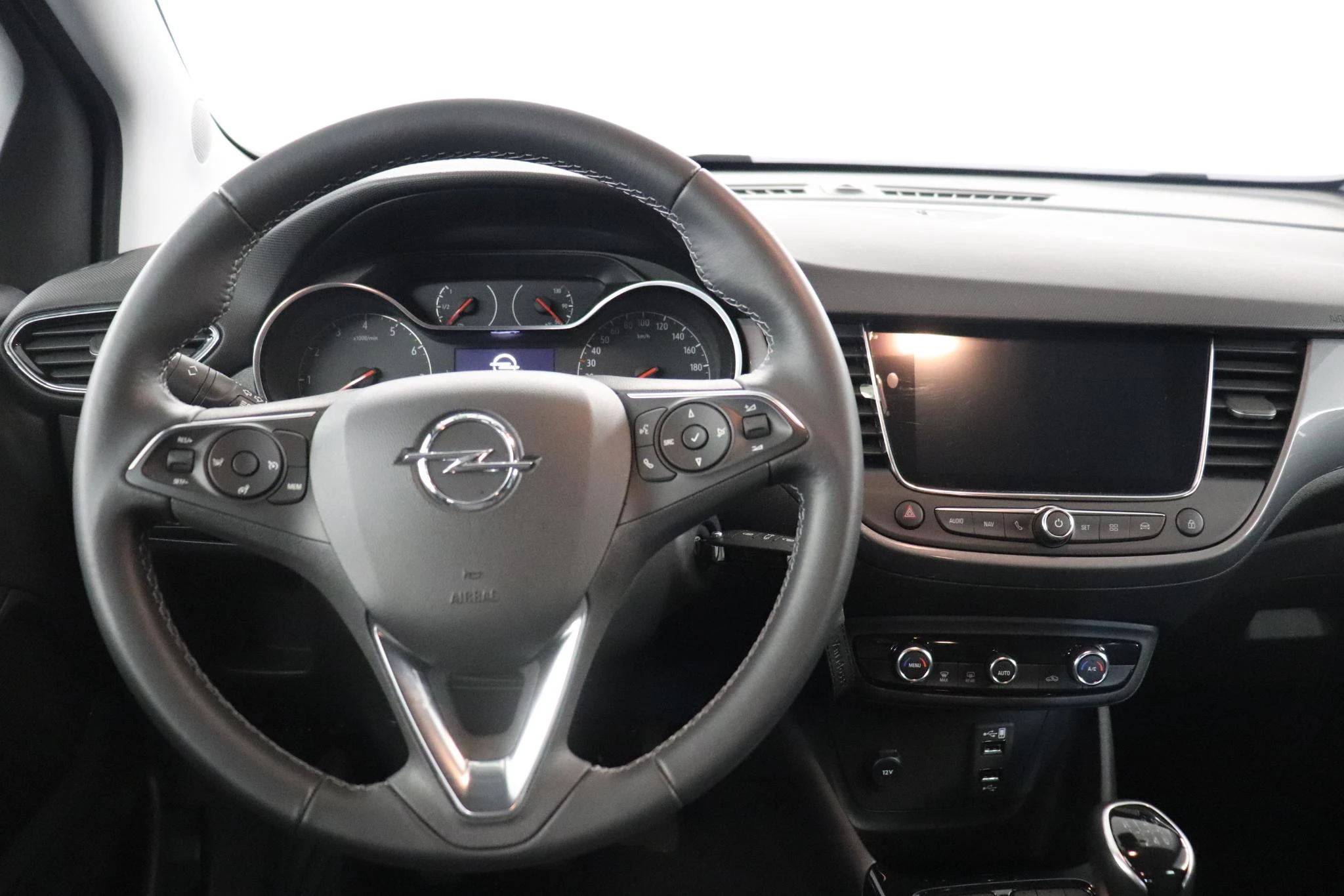 Opel-Crossland-image-12