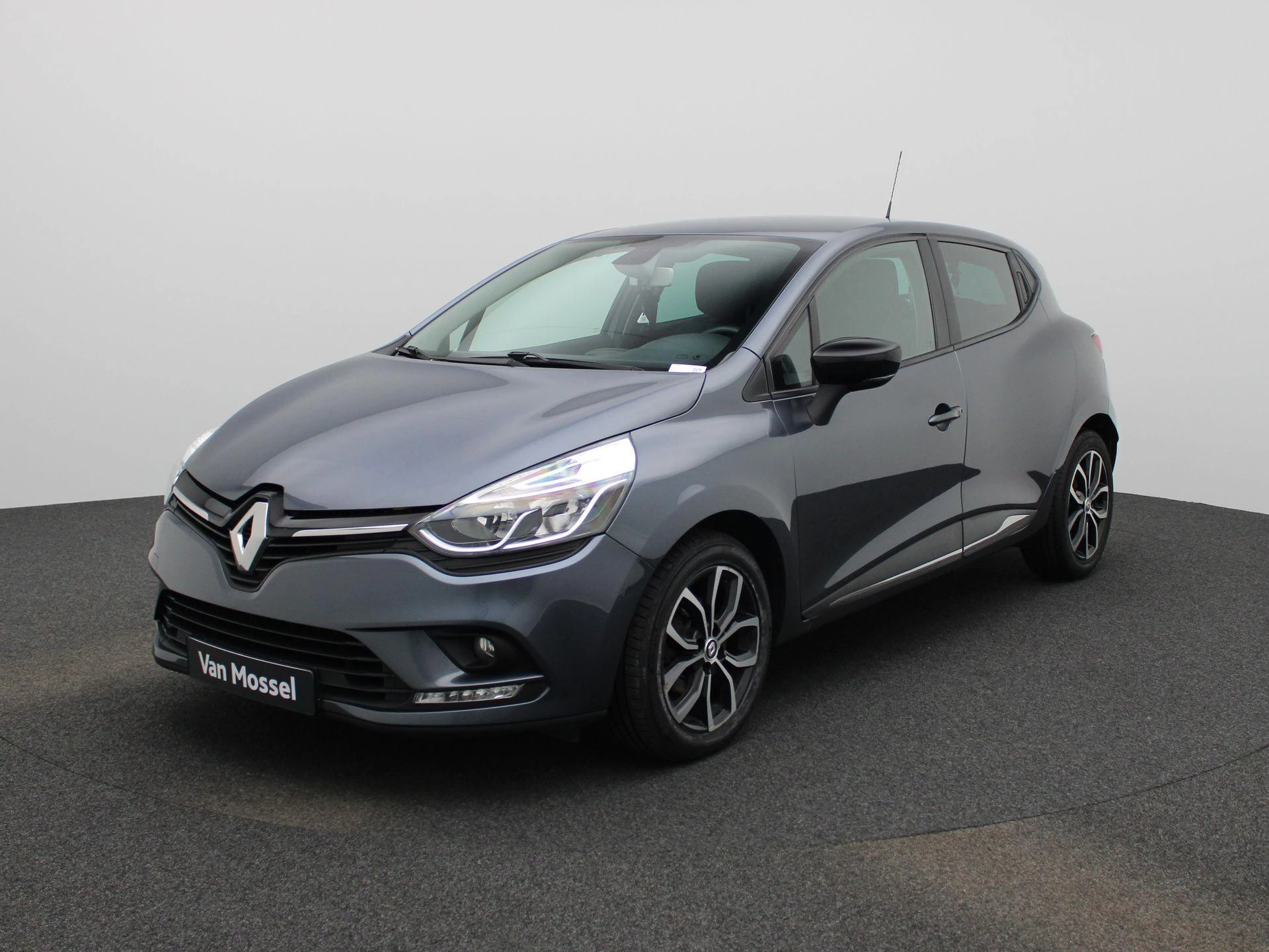 Renault-Clio-image-0