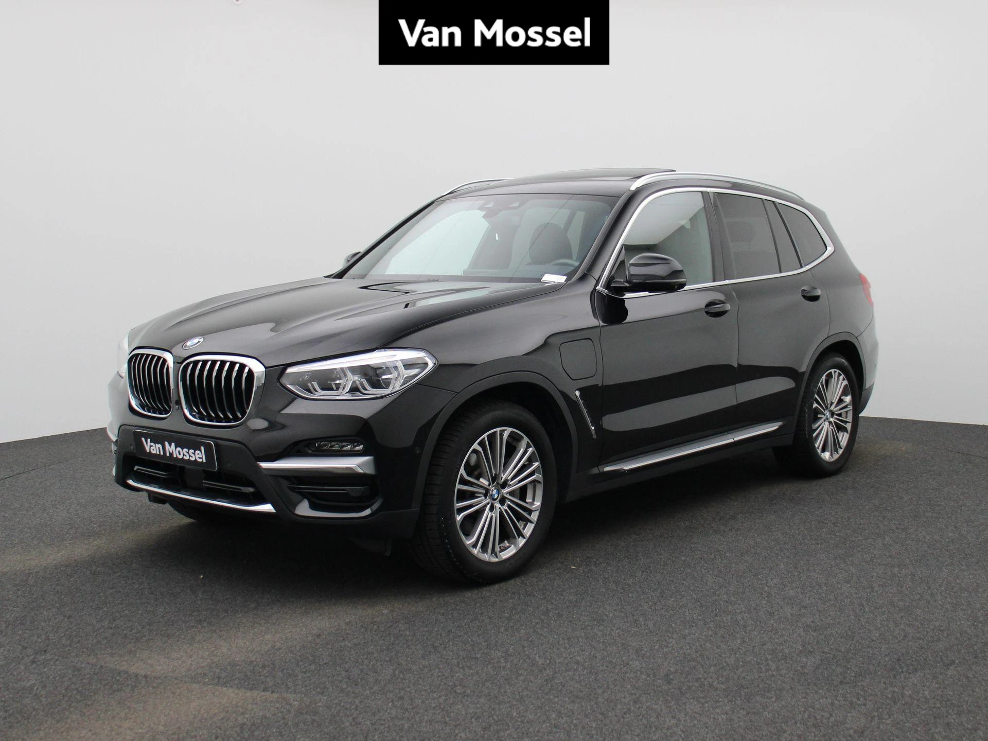 BMW-X3-image-0