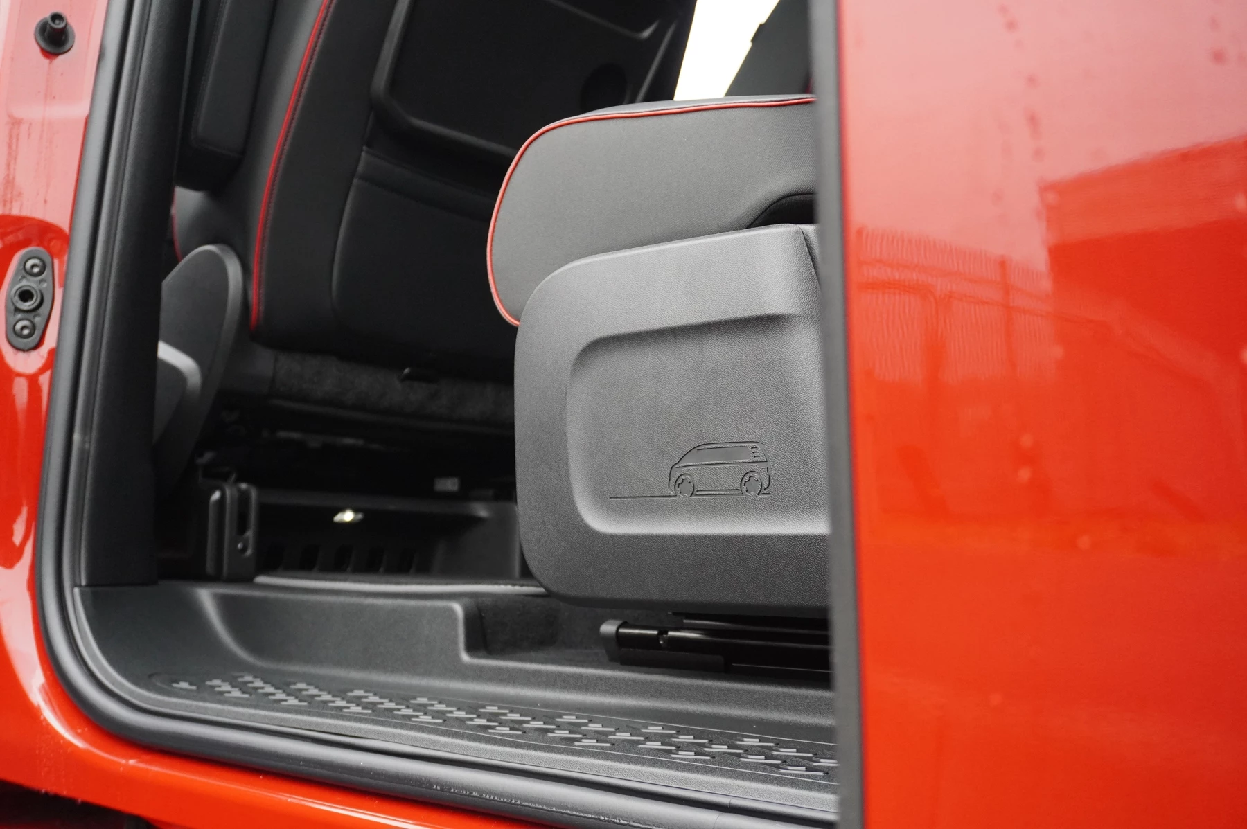 Volkswagen-ID. Buzz-image-48