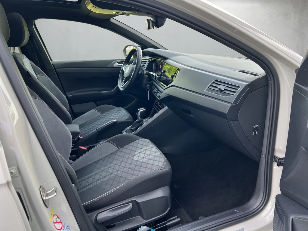 Volkswagen Taigo 1.0 TSI DSG R-Line *Pano*