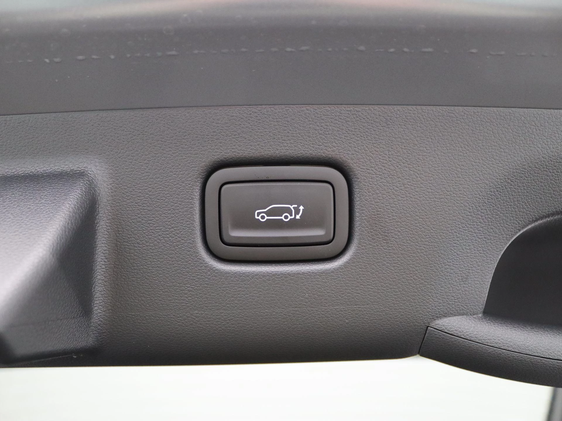 Hyundai-Kona-image-32