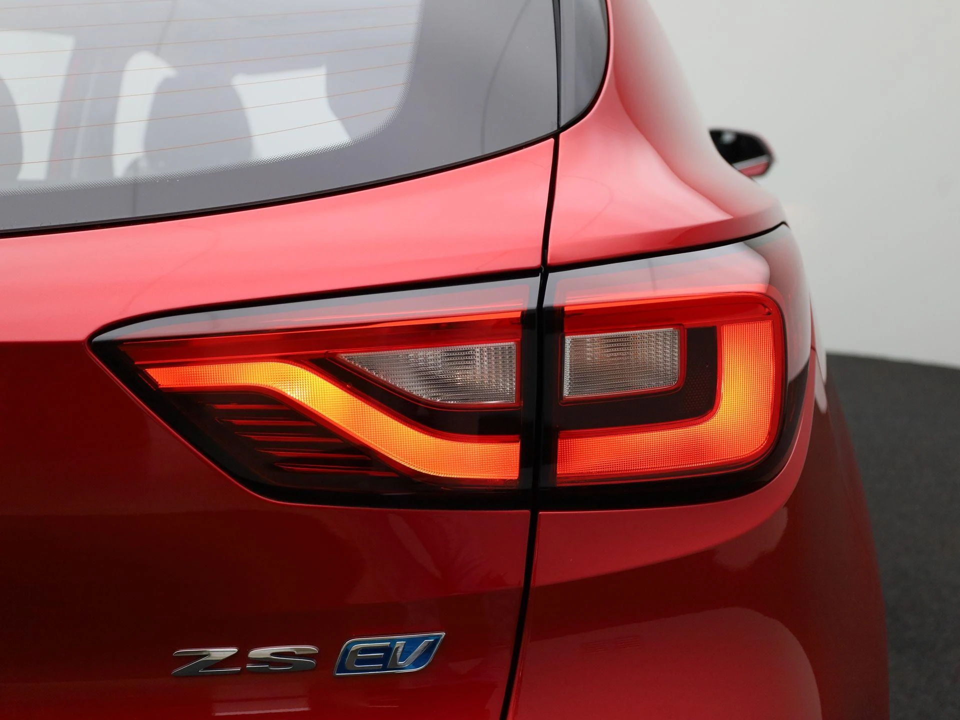 MG-ZS EV-image-34